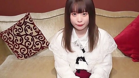 Aya-chan Is 19 Years Old. A Serious, Tribulation, Old Mans Shocking Explosion Of Stimulation. A Huge Oil Cake With A Powdery Red Color, Soft And Beautiful Appearance