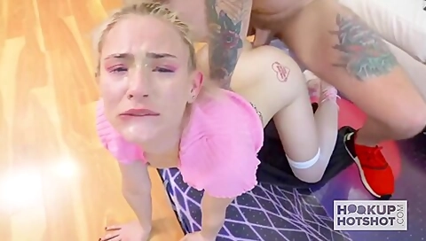 Jessie Saint: Pussy Fuck & Squirt!